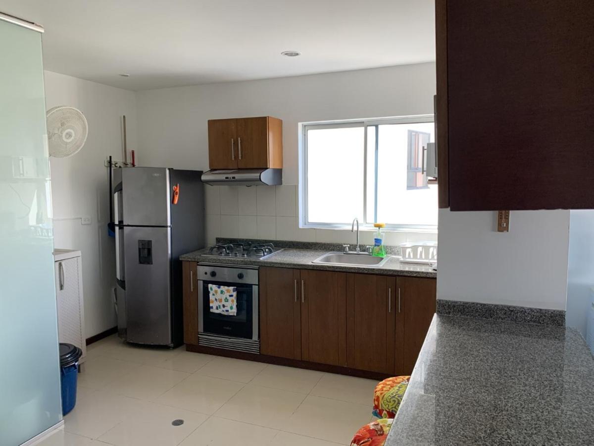 Apartamento Mirador Del Laguito Cartagena Exteriör bild