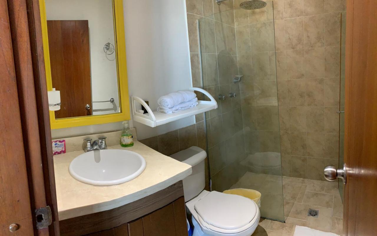 Apartamento Mirador Del Laguito Cartagena Exteriör bild